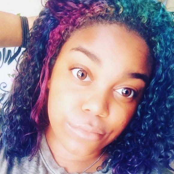 Meet your Posher, Darien - Picture 1 of 1